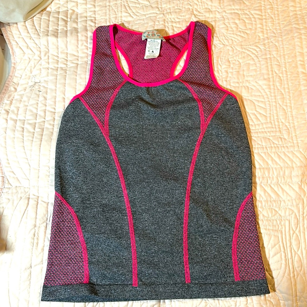 SUMMER CLEARANCE :F&F  Womens One Size Tank Top Polyester Spandex, NWOT